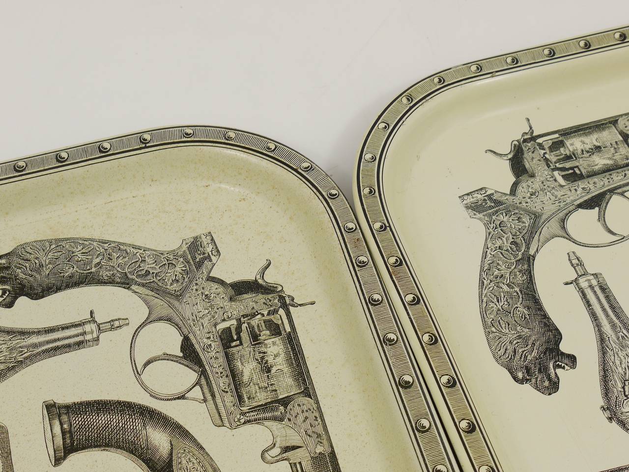 Pair of Beautiful Pistol Trays Attributed to Piero Fornasetti, 1960s In Good Condition In Vienna, AT