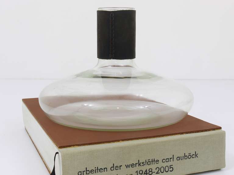 Carl Aubock Mid-Century Vase Decanter Tuberkulinkolben with Black Leather Top In Excellent Condition In Vienna, AT