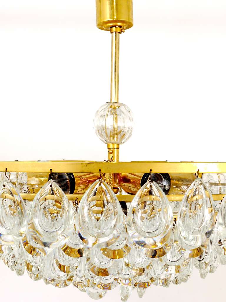 Gilded Brass and Teardrop Crystal Glass Chandelier by Palwa, circa 1970s 4
