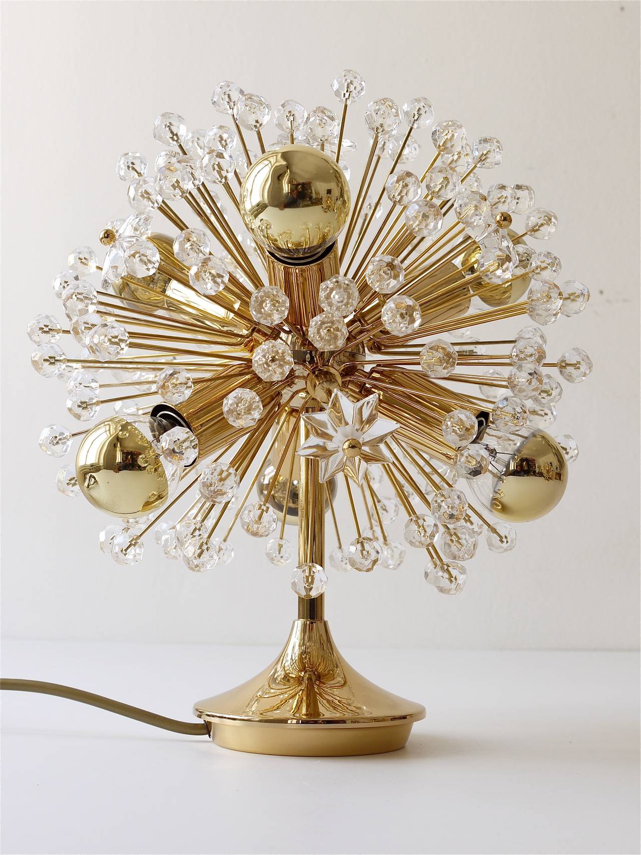 A Beautiful Blowball Sputnik Table Lamp by Emil Stejnar for Nikoll, Vienna (Moderne der Mitte des Jahrhunderts)