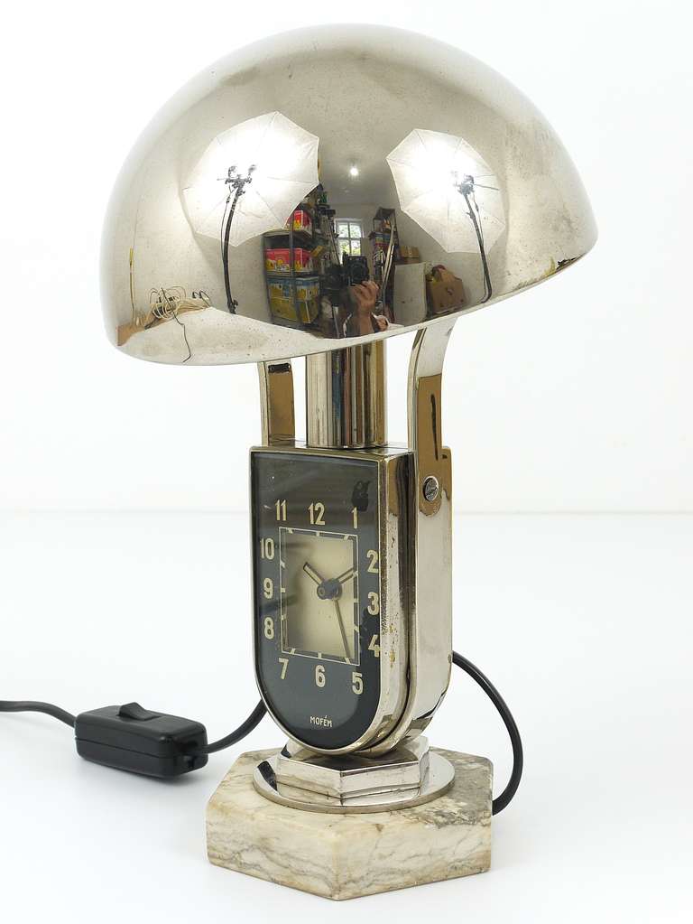 Nickel-Plated Art Deco Mofem Side Lamp with Integrated Alarm Clock Bauhaus In Good Condition In Vienna, AT