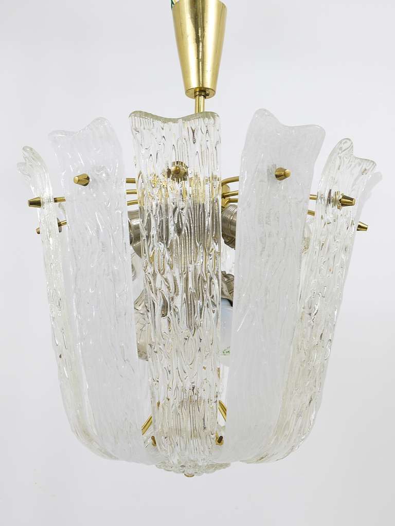 Mid-20th Century J.T. Kalmar Brass & Textured Glass Mid-Century Basket Chandelier, Austria, 1950s For Sale