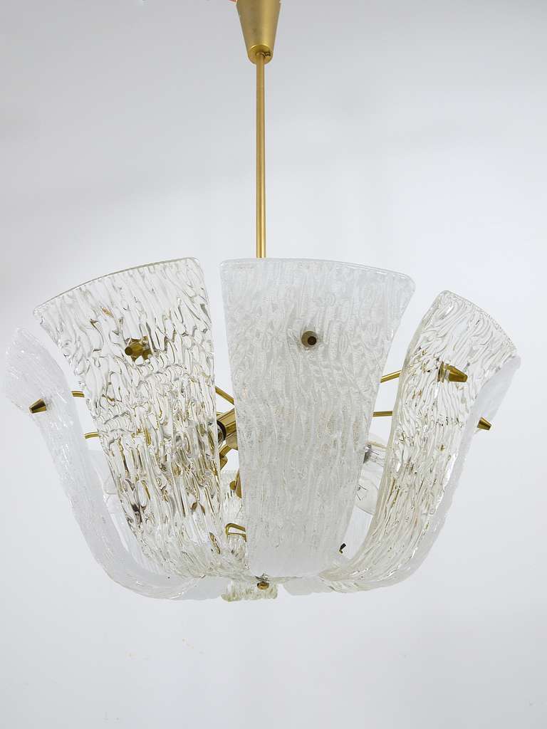 Huge Kalmar Vienna Brass Chandelier with Textured Clear and Frosted Glass 2