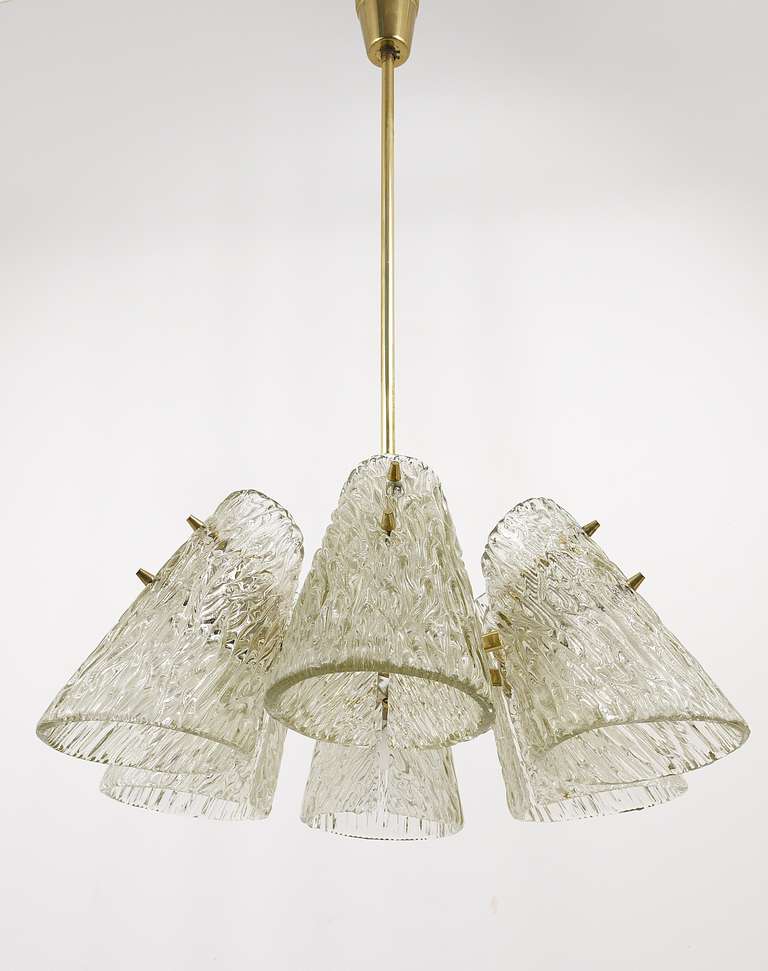 Austrian J.T. Kalmar Brass Chandelier, With Textured Glass Cone Lampshades, Austria, 1950 For Sale