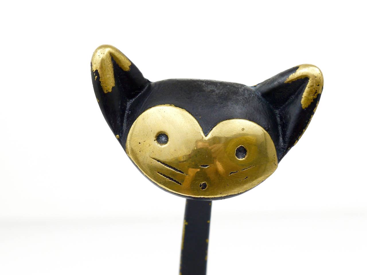 Up to Eight Walter Bosse Brass Animal Wall Hooks Displaying a Cat Austria, 1950s In Good Condition In Vienna, AT