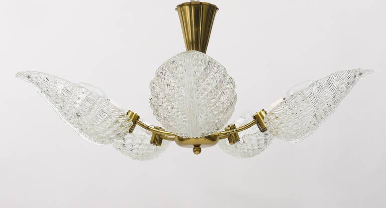 Mid-Century Modern Mid-Century Barovier & Toso Style Murano Glass Leaves Brass Chandelier, Italy