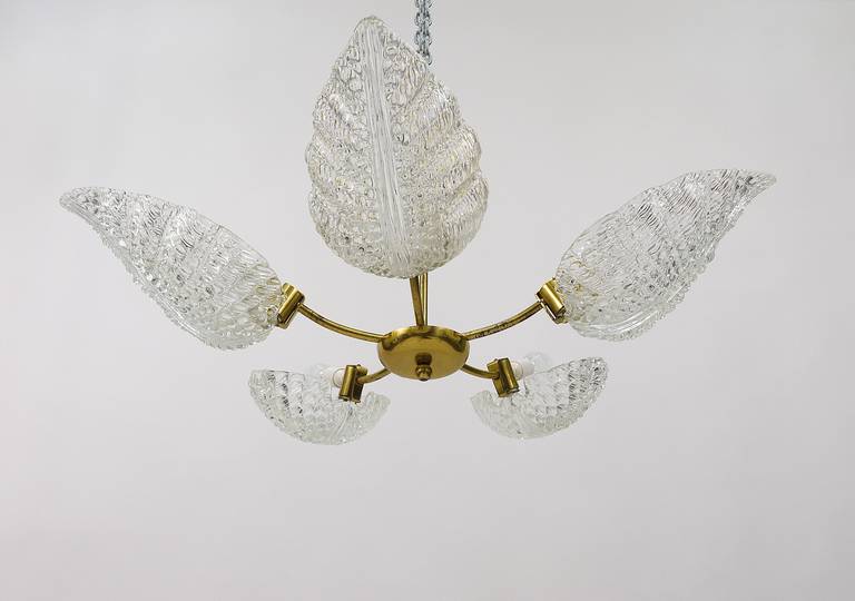 Mid-Century Barovier & Toso Style Murano Glass Leaves Brass Chandelier, Italy 1