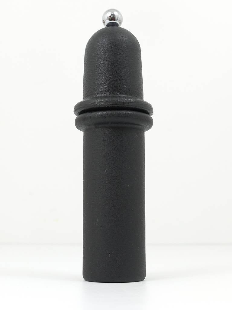 Beautiful Carl Aubock Cast-Iron Pepper Salt Mill with Peugeot Grinder, 1970s In Good Condition For Sale In Vienna, AT