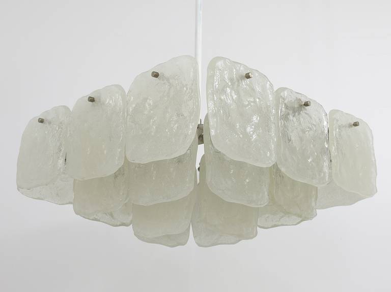 Enorme J.T. Lampadario quadrato Kalmar con pannelli di vetro smerigliato, Austria, anni '60 in vendita 2