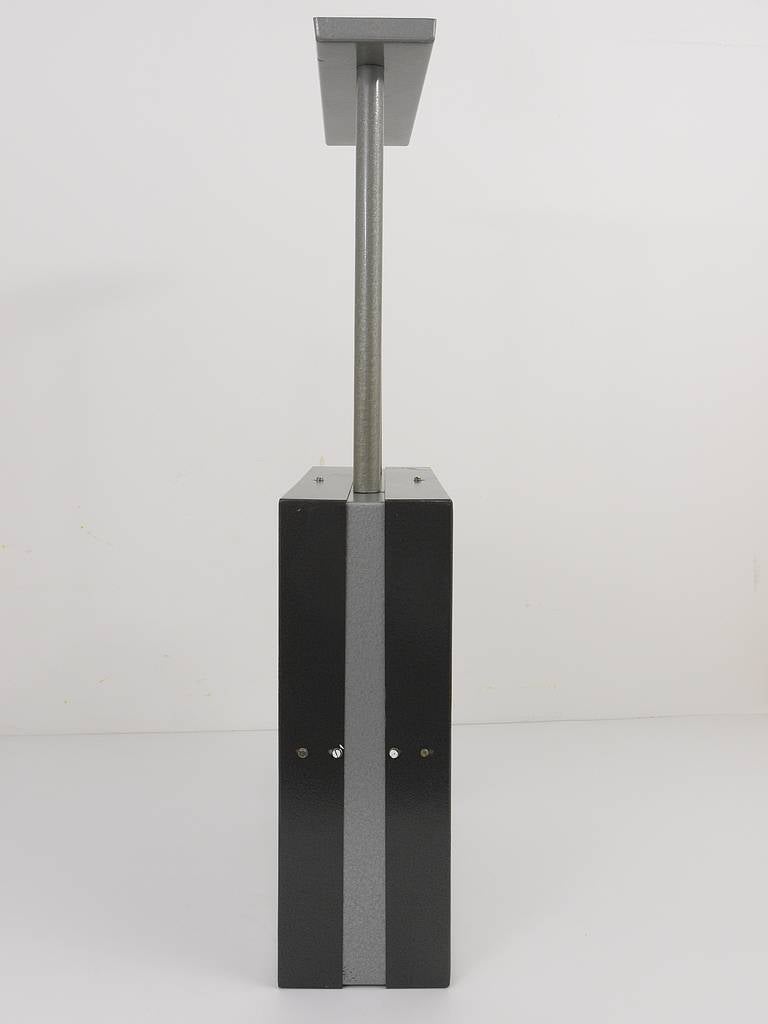 Very Big Double Sided Industrial, Two-Face Train Station Clock In Excellent Condition In Vienna, AT