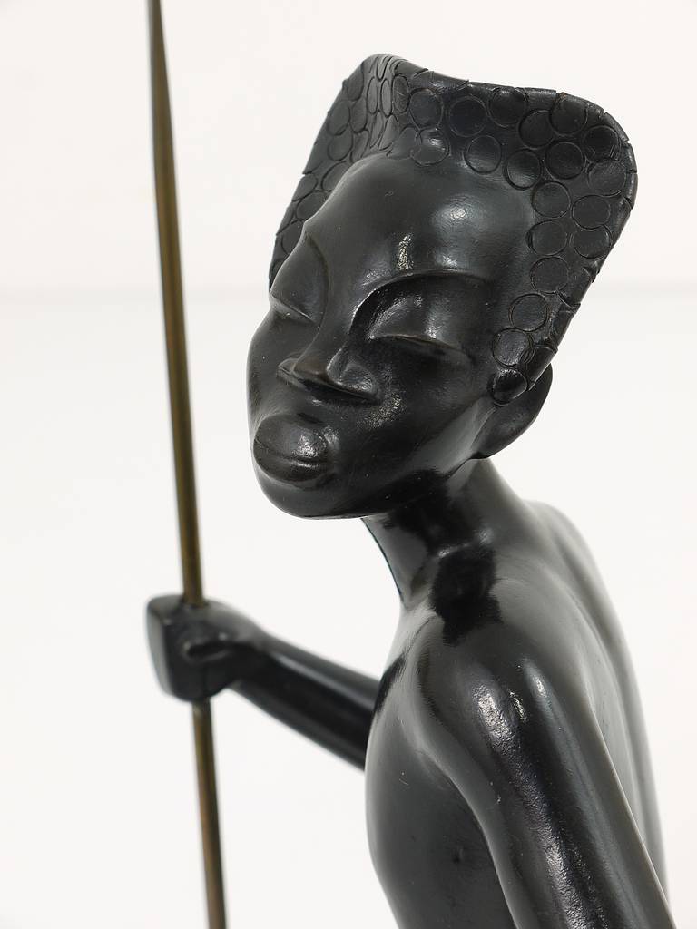 Mid-Century moderno Enorme scultura di guerriero Watusi africano di Leopold Anzengruber, Vienna anni '50 in vendita