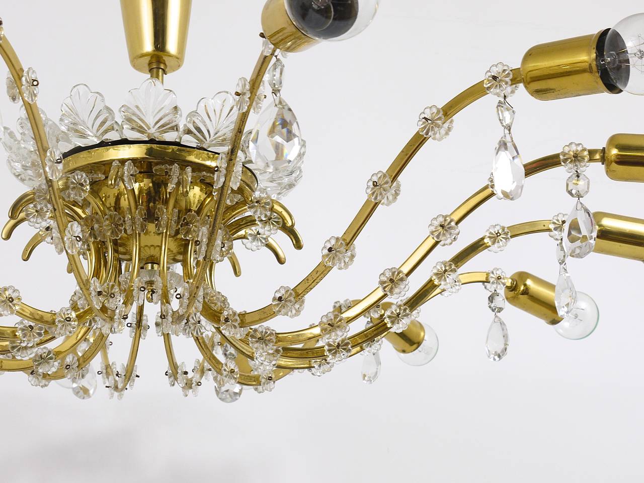 Mid-Century Modern Huge Floral Lobmeyr Mid-Century Brass Crystal Chandelier, 1950s, Austria For Sale