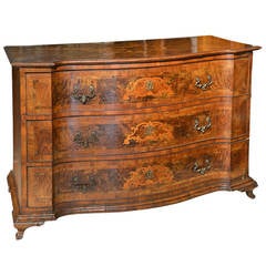Very Fine Italian Chest of Drawers, Mid-18th Century