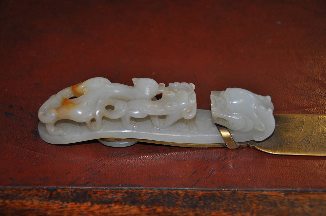 Jade Belt Hook, Qing Dynasty In Excellent Condition For Sale In Formigine Modena, IT