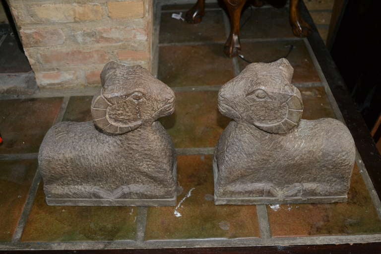 Set of Two Hard Stone, Sculptured Sheep or Rams Bookends In Excellent Condition For Sale In Werkendam, NL