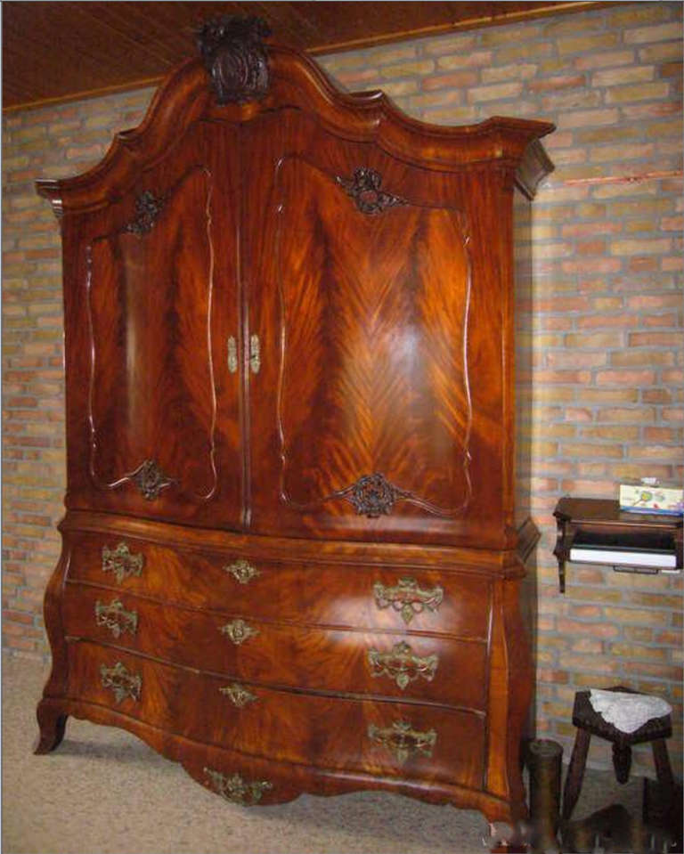 Louis XVI Mahogany Cabinet-on-Chest, Dutch, circa 1770 For Sale