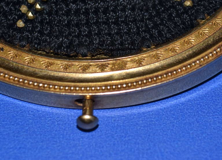 Dutch Empire 18-Karat Golden Purse Frame with Beaded Bag  For Sale