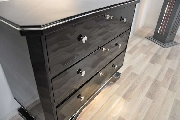 Contemporary Black Chest of Drawers For Sale