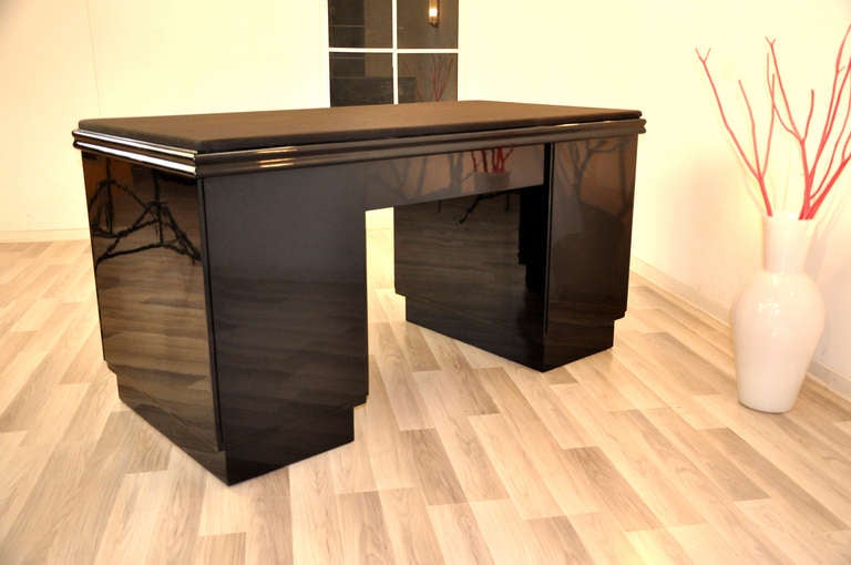 Design Desk With Dark Grey Metallic Finish For Sale 2