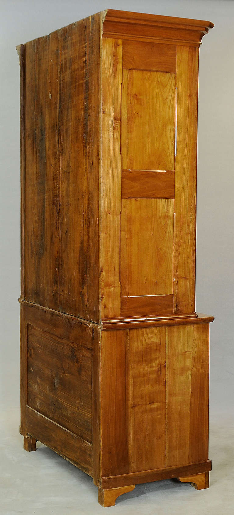 Biedermeier Chest Of Drawers With Glass Top In Cherry Wood In Excellent Condition For Sale In Senden, NRW