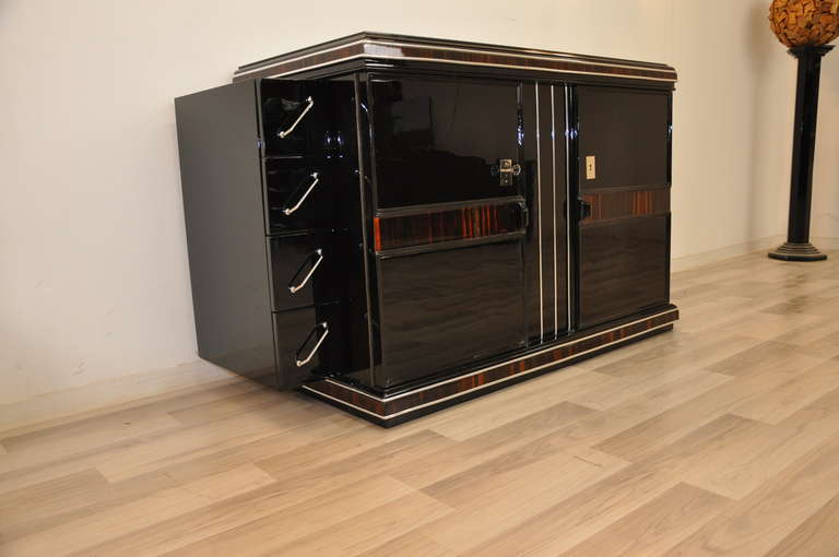 Mid-20th Century Small Belgian Art Deco Sideboard For Sale