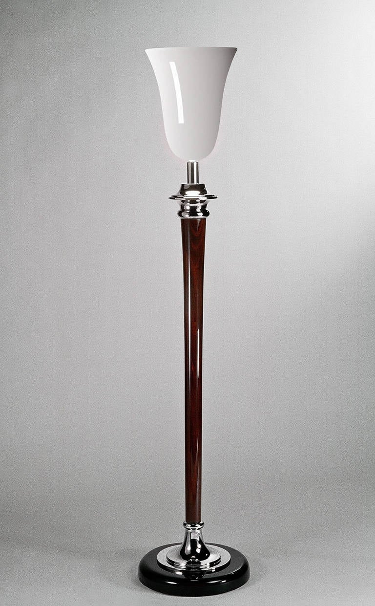 Exquisite Art Deco floor lamp 