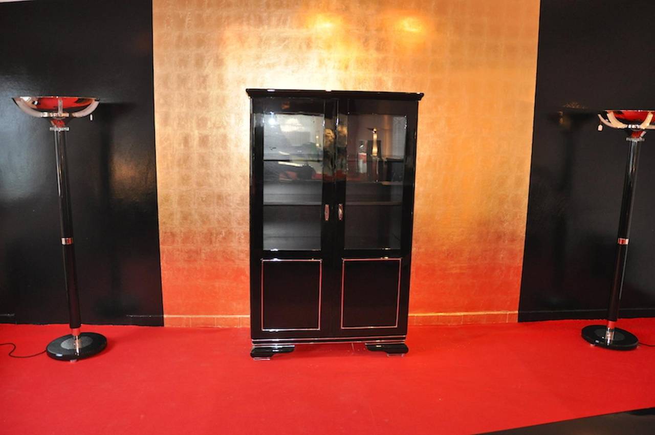 Art Deco Display Cabinet with beautiful Chromestrips 2