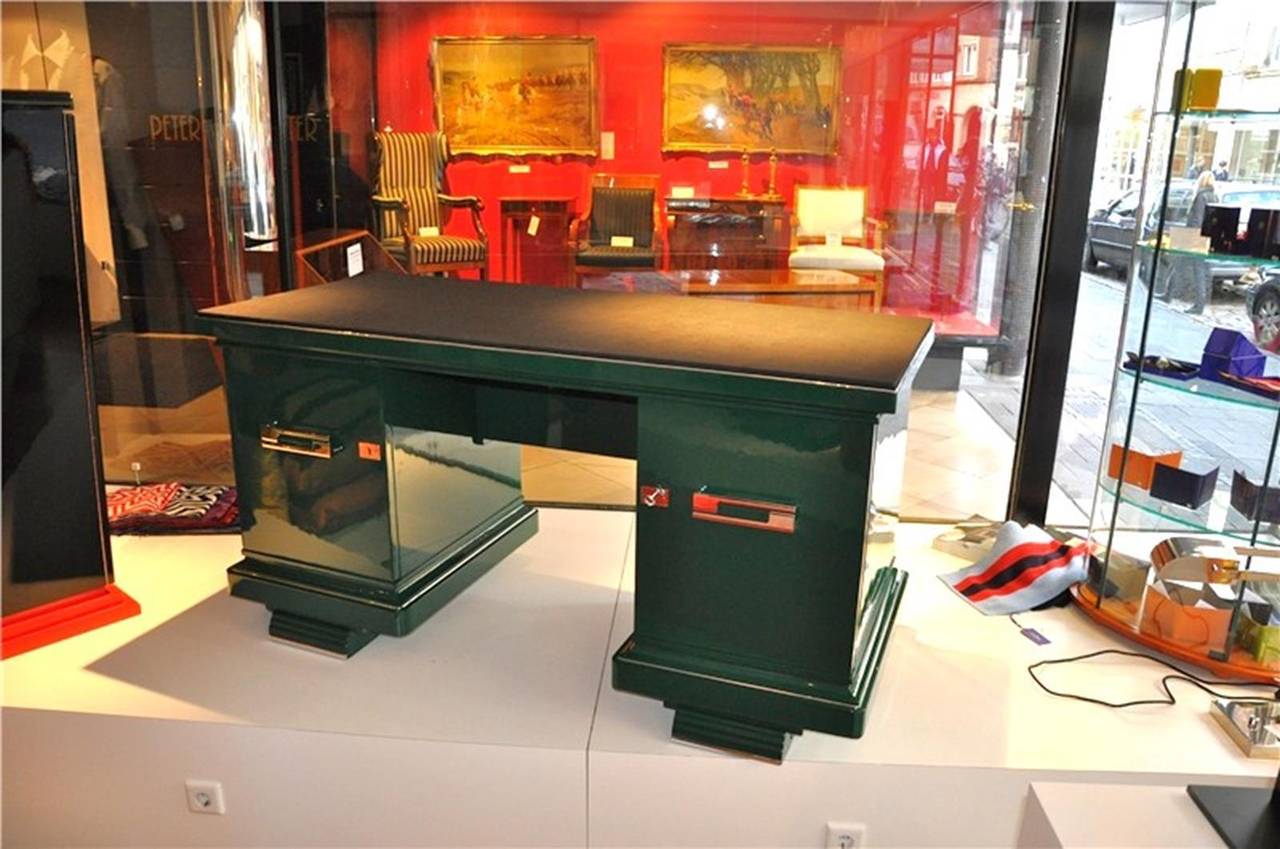 Art Deco Desk in Jaguar Racing Green at 1stdibs