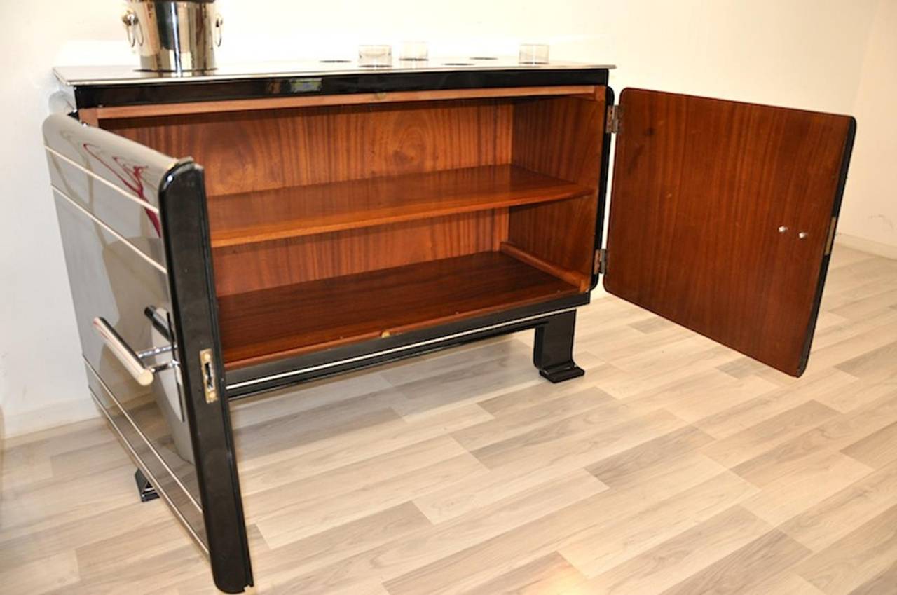 Art Deco Whiskey Bar For Sale at 1stdibs