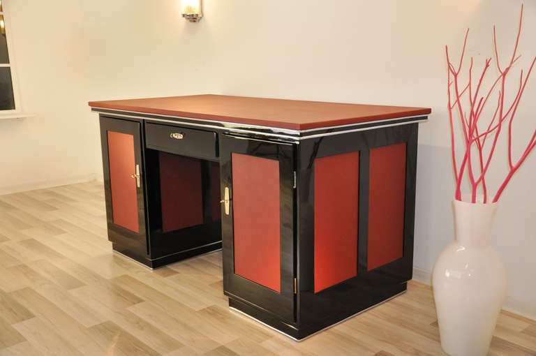 Early 20th Century Vintage Art Deco Desk from a Mansion in Lyon