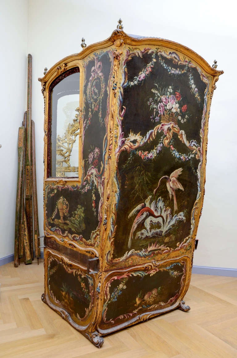 French 18th Century Gilded Sedan Chair