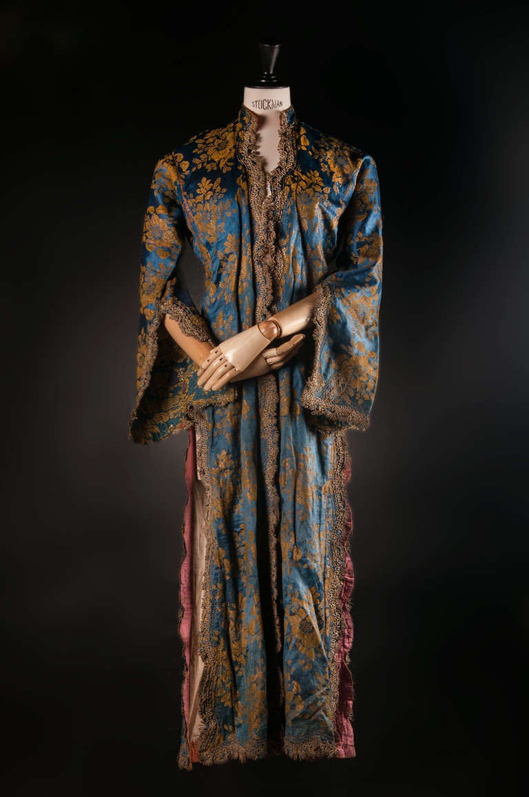 Beautiful XVIII century, ottoman wedding dress.
Thin light blue silk, embroidered in gold thread and trimmings around the edges, also in gold.