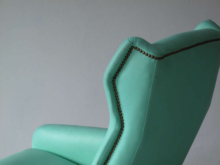 1950s Italian Mid-Century Sculptural Armchair In Excellent Condition For Sale In Nurnberg, DE