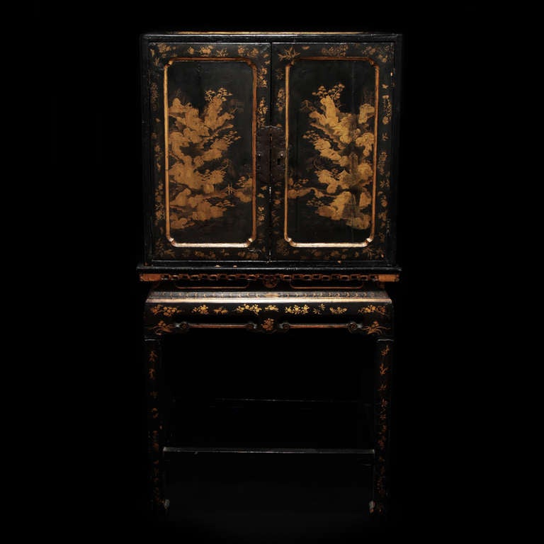 Interior with 15 drawers
Good condition, slightly damaged and cracked by age.