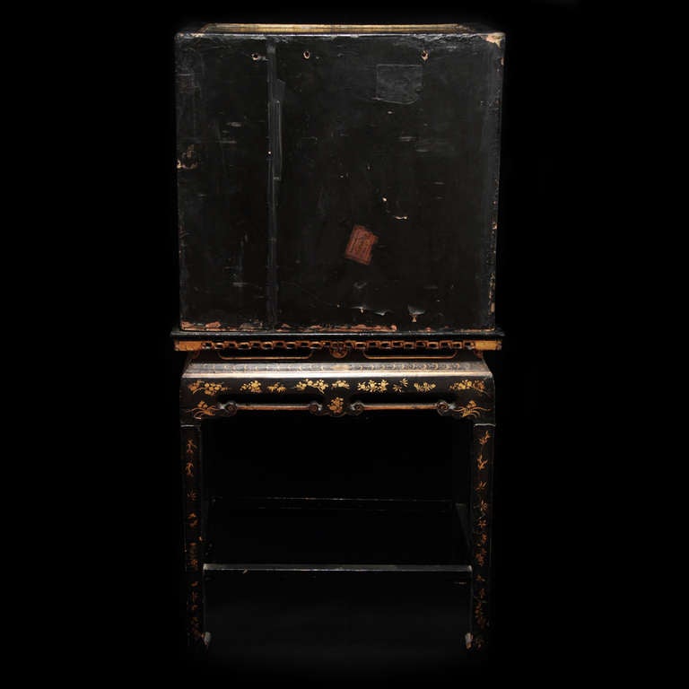 Important 18th C. English Cabinet With Chinese Laque In Good Condition In Esbeek, NL