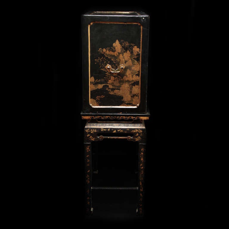 18th Century and Earlier Important 18th C. English Cabinet With Chinese Laque