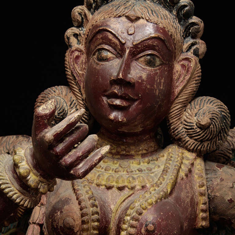 Bois Paire d'anges indiens en bois, circa 1800