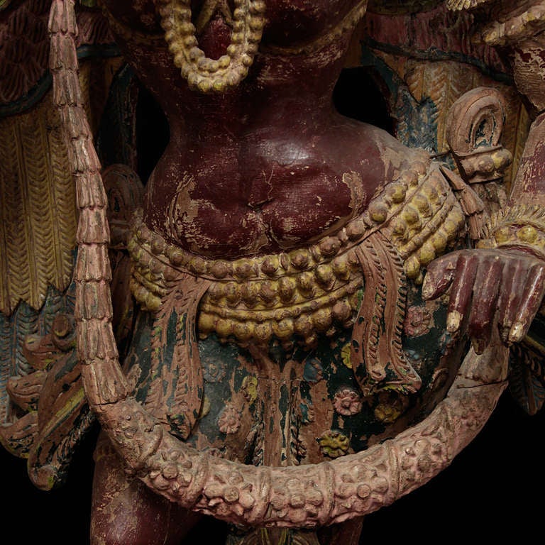 Paire d'anges indiens en bois, circa 1800 2
