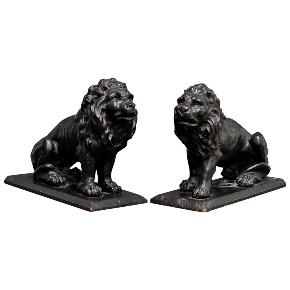 17th C. pair of Italian wooden Lions