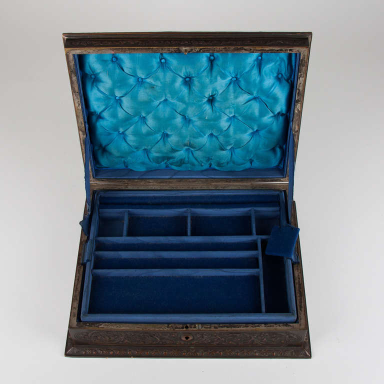 19th Century Bronze Jewelry Box in Style of Cesar Bagard 2