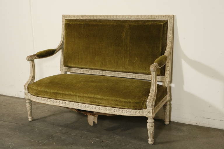 marie antoinette sofa