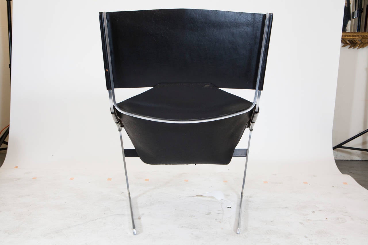 Minimalist Pierre Paulin Leather Lounge Chair For Sale