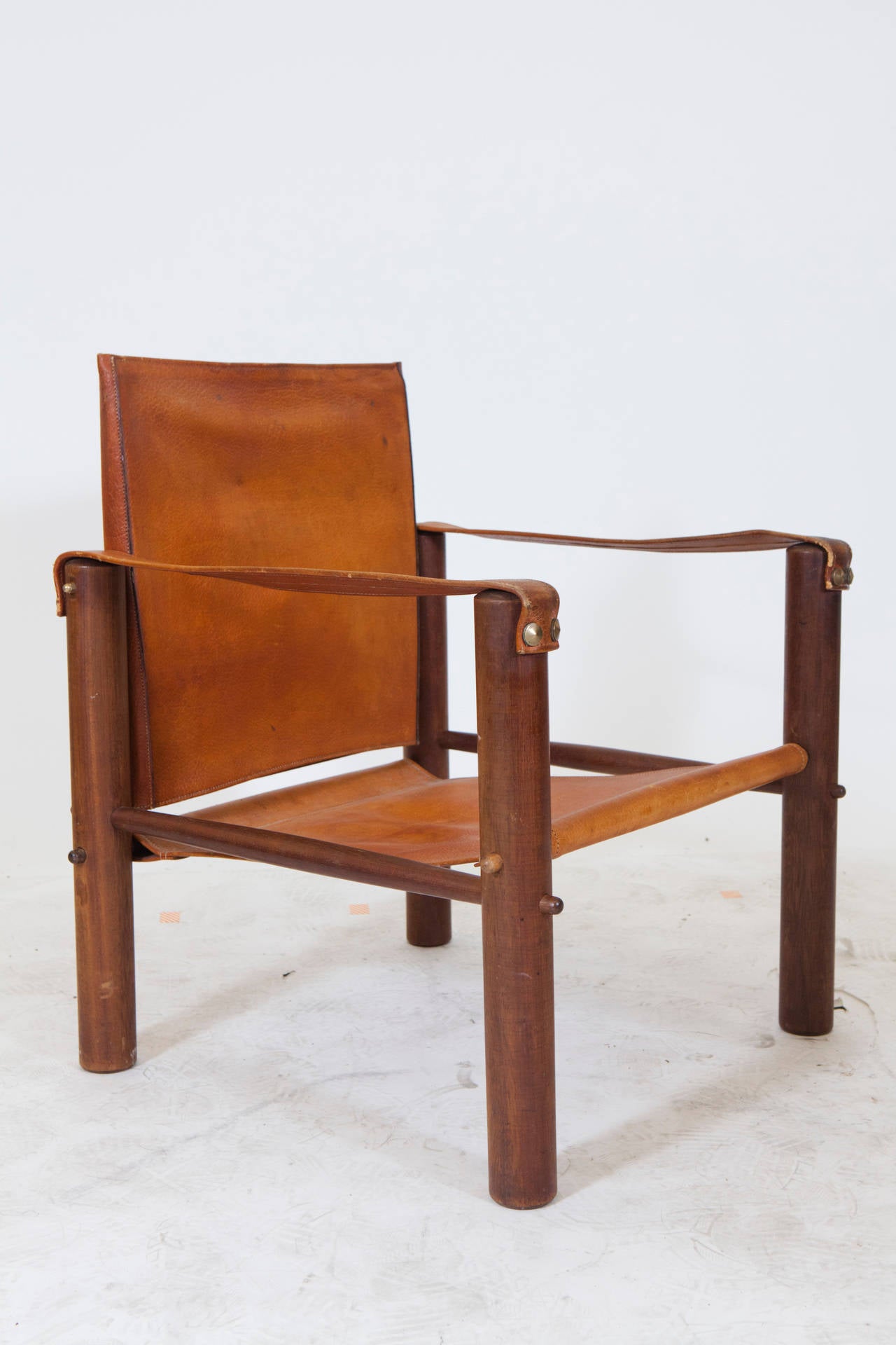 Leather and Wood Safari Fauteuils
