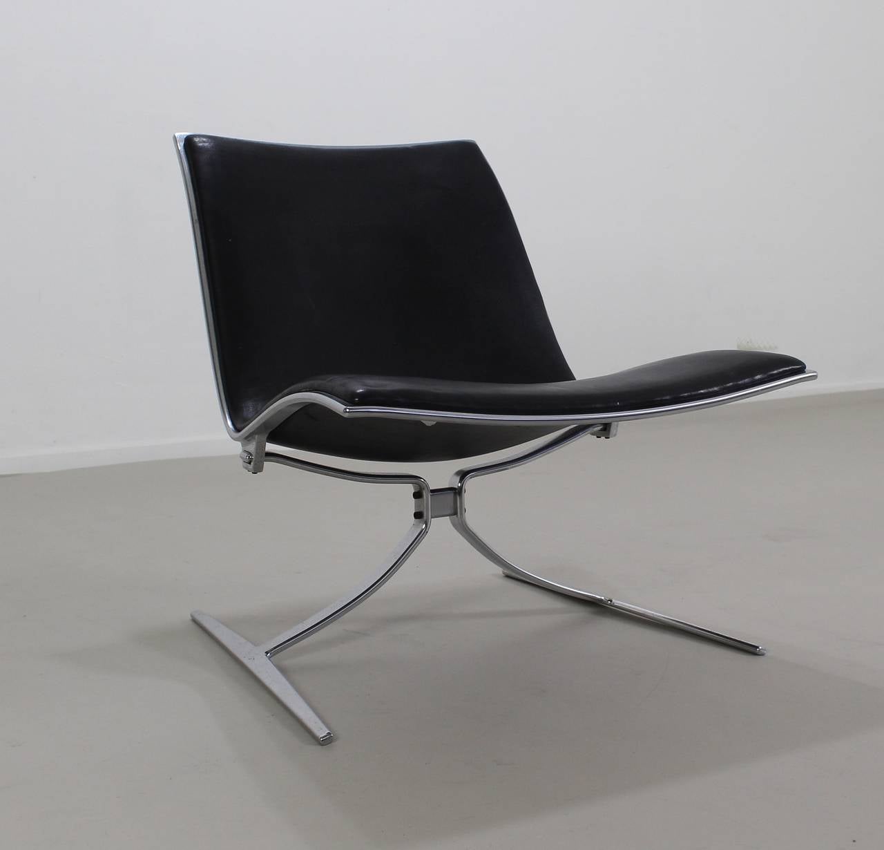 Mid-Century Modern Kill International Skater Chairs by Kastholm For Sale