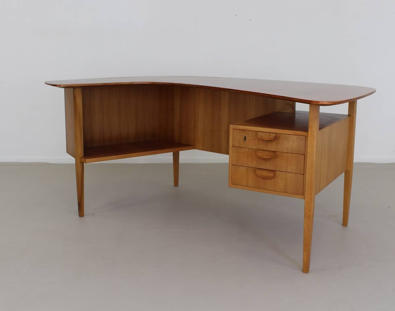 Mid-20th Century 1950s German Design Kidney Shaped Large Desk by Hans Hartl  For Sale