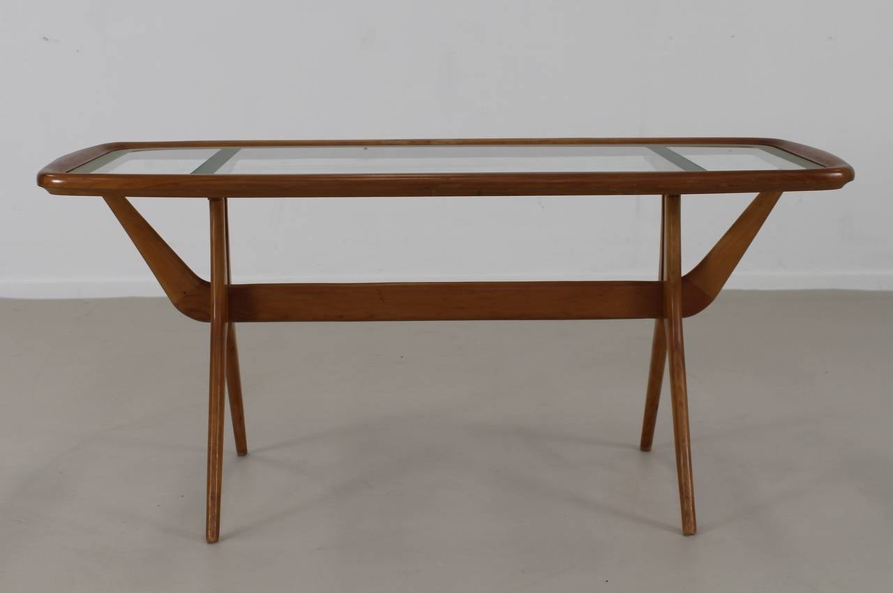 Sculptural Walnut Italian Design Coffee Table For Sale 1