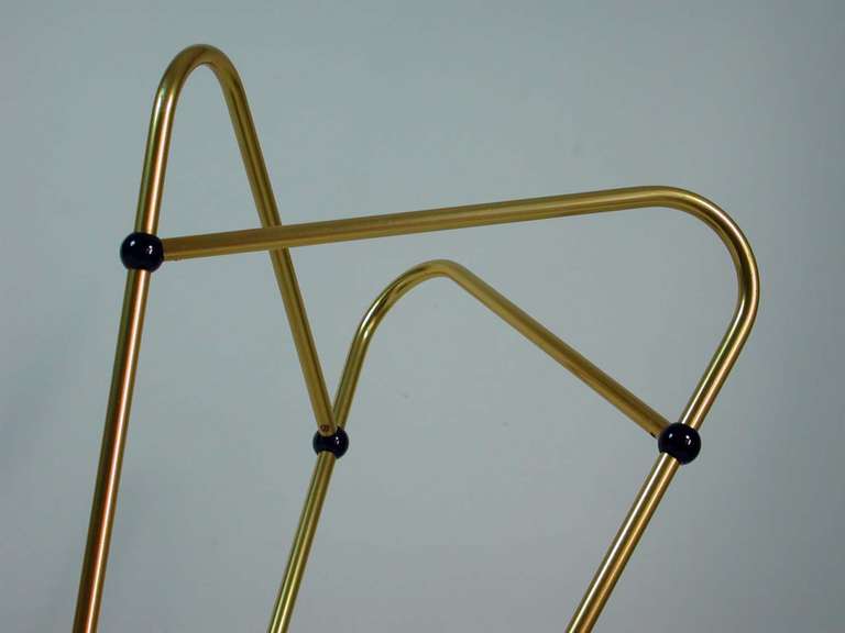 Italian Mid Century 1950s Asymmetric Triangle Umbrella Stand In Excellent Condition In NUEMBRECHT, NRW