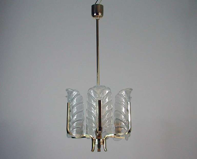 Mid-20th Century 1960s Italian Brass and Textured Glass Barovier Toso Chandelier Lamp