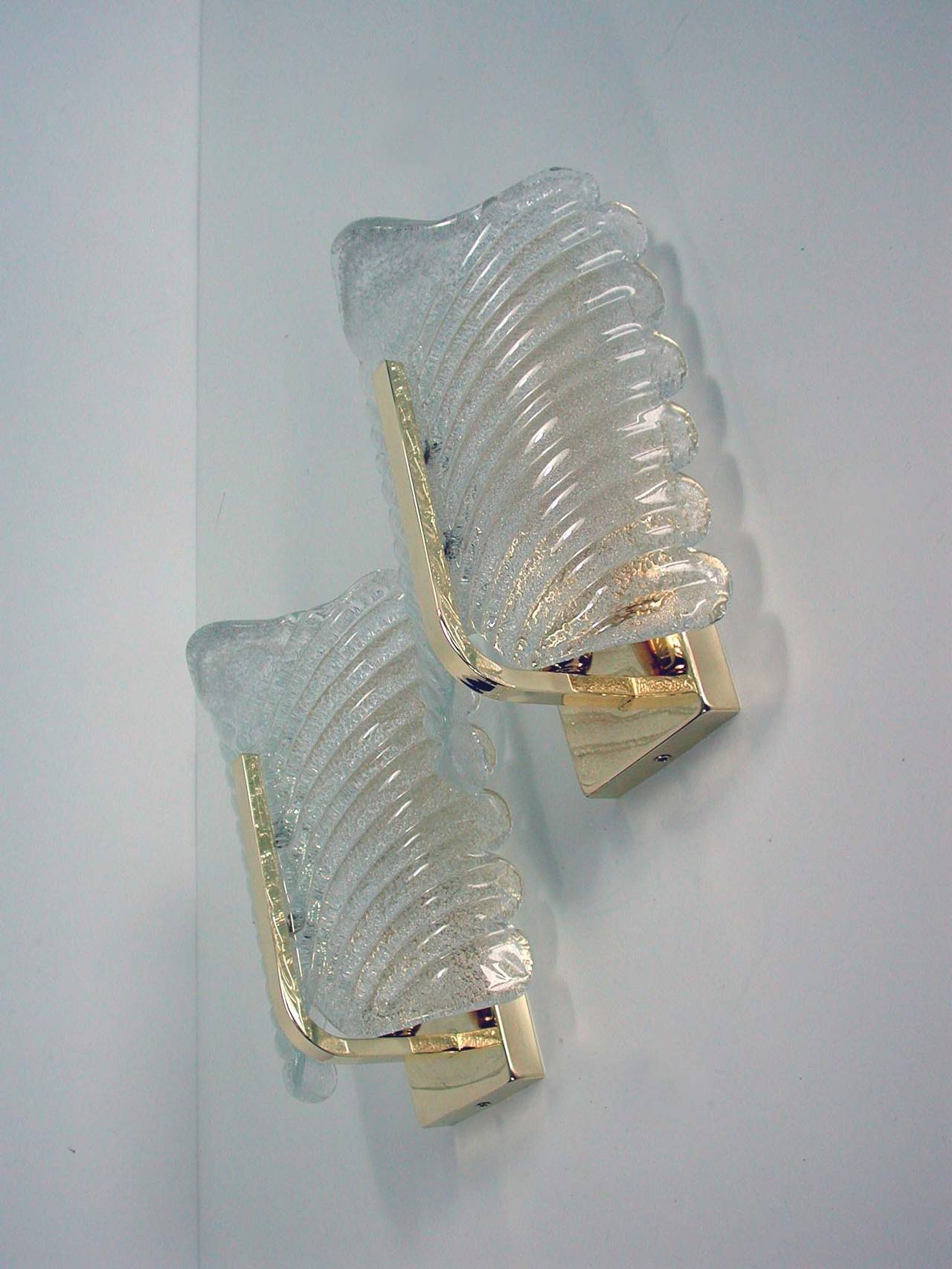 Pair Mid-Century Murano Textured Ice Glass and Brass Sconces, 1960s 1