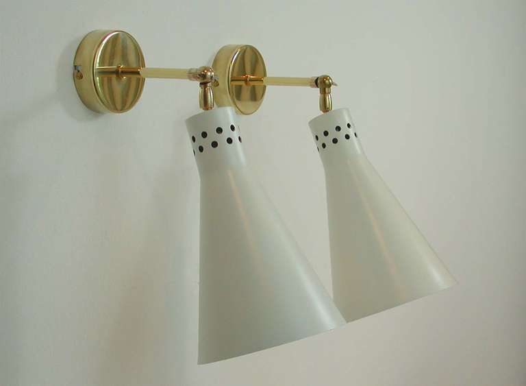 Mid-Century Modern Pair 1950s Mid Century Italian Wall Lamps Sconces in the Manner of Stilnovo